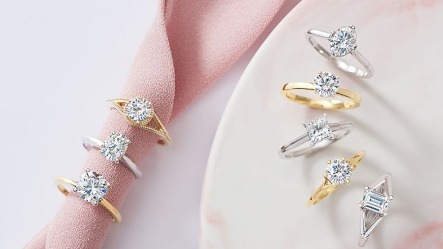 A Comprehensive Guide to Choosing the Solitaire Engagement Ring